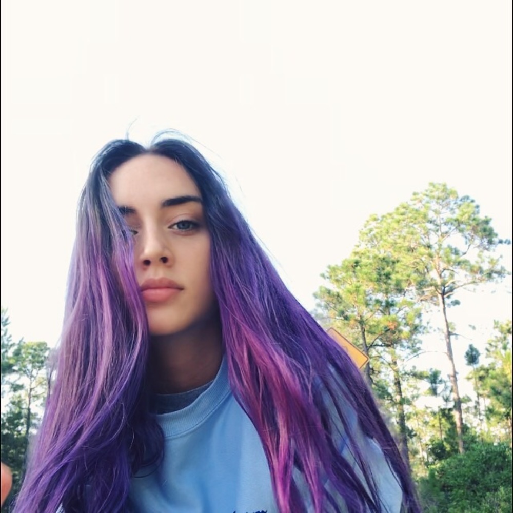 Meet your Posher, Mia